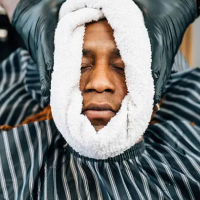 Traditional hot towel shave service variation